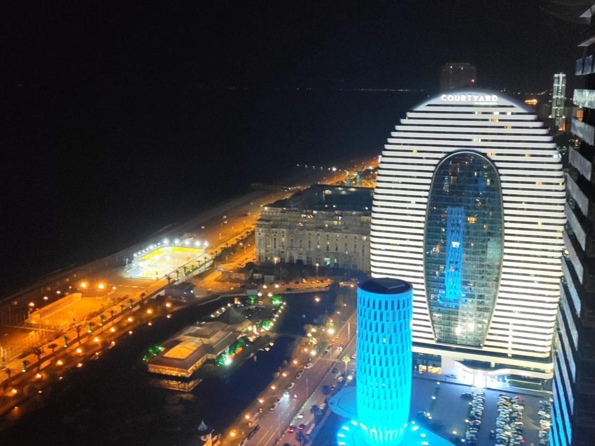 ORBI APARTMENTS на 45 этаже с прекрасным видом Батуми Экстерьер фото