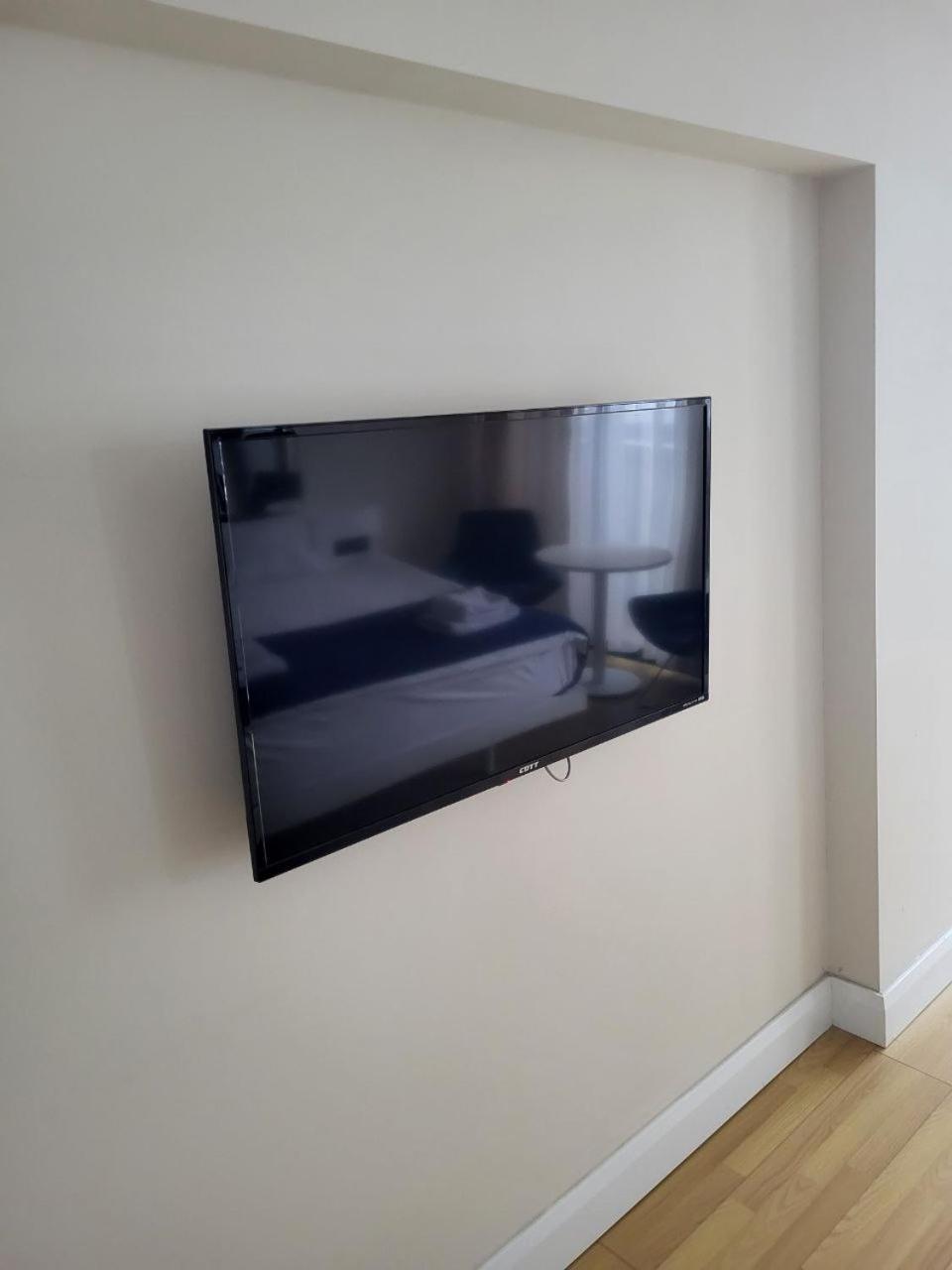 ORBI APARTMENTS на 45 этаже с прекрасным видом Батуми Экстерьер фото